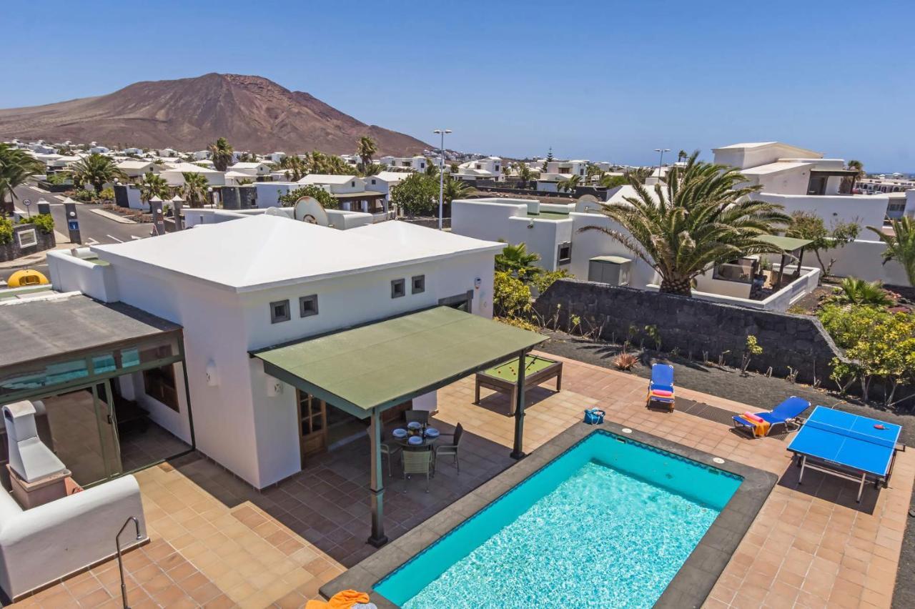 Villa Victoria Luz by Villa Plus Playa Blanca  Exterior foto